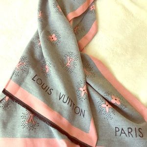 LV Paris Double side Shawl